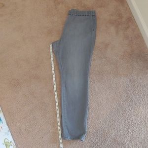 Grey denim leggings